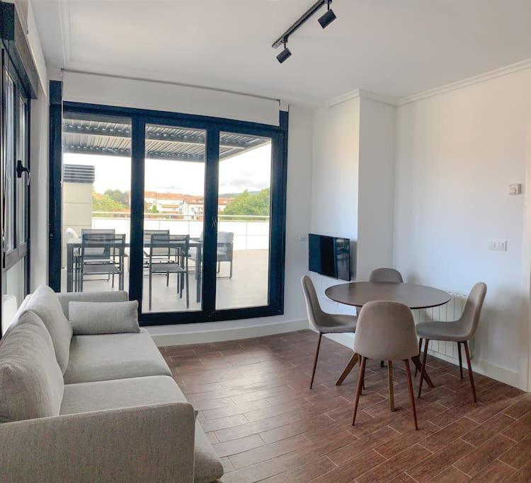 דירות קומיאס Atico Con Esplendida Terraza מראה חיצוני תמונה