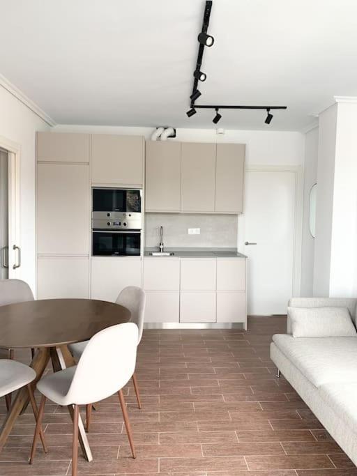 דירות קומיאס Atico Con Esplendida Terraza מראה חיצוני תמונה
