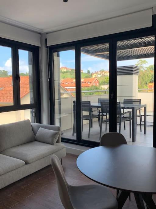 דירות קומיאס Atico Con Esplendida Terraza מראה חיצוני תמונה